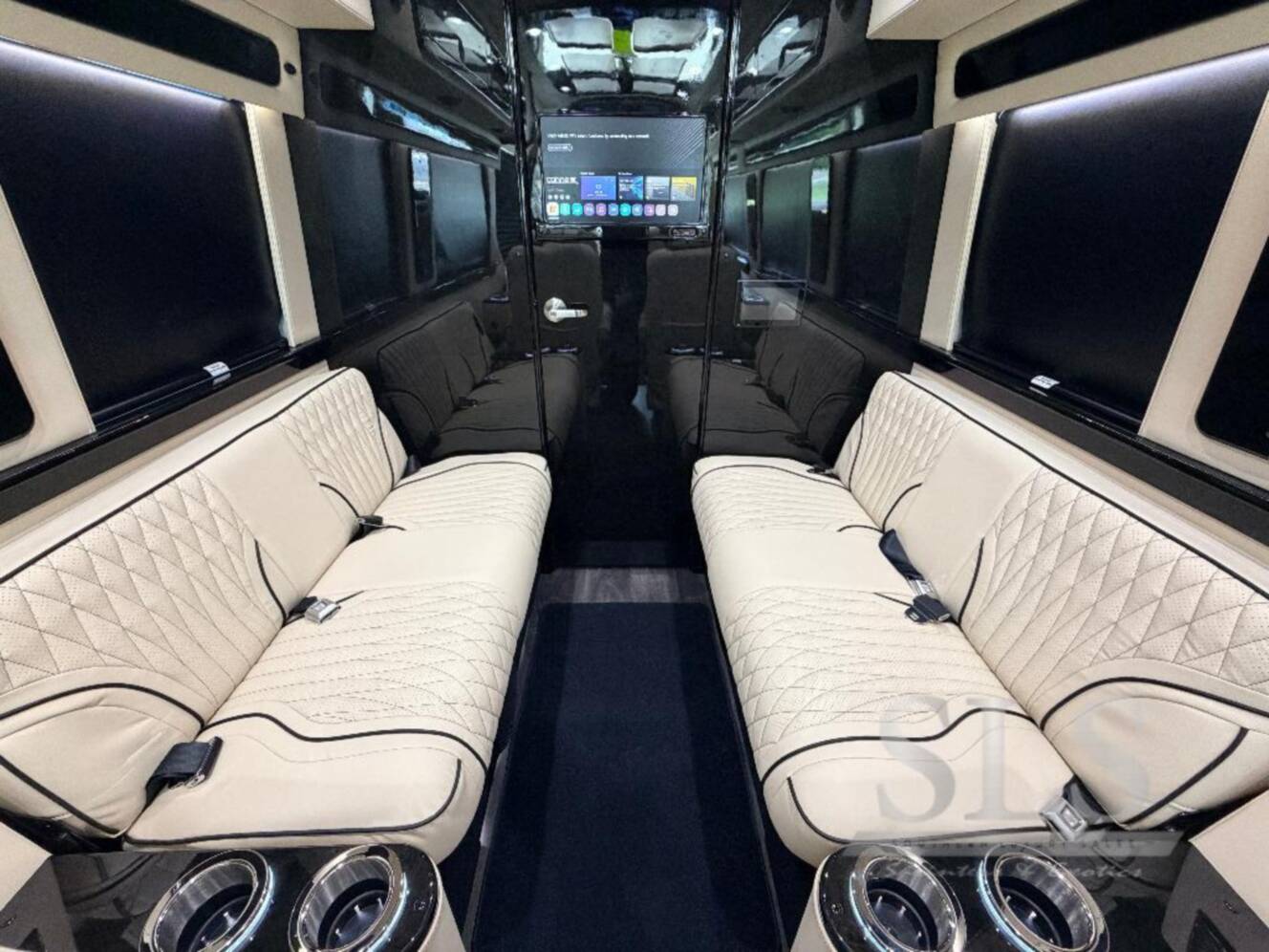 A photo of this 2026 Midwest Automotive Designs Luxe Cruiser Luxe Cruiser