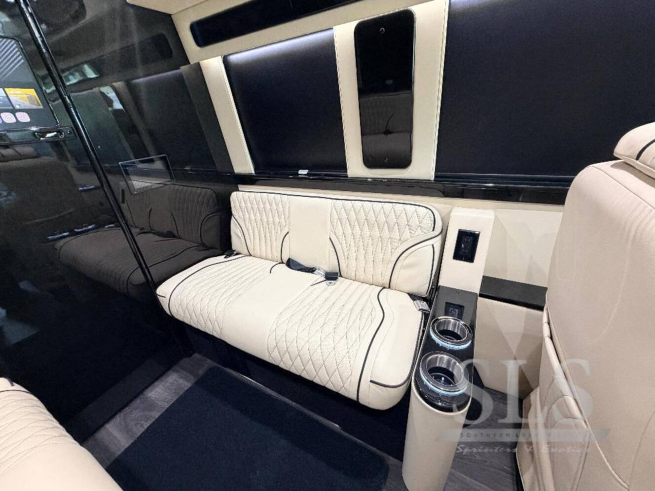 A photo of this 2026 Midwest Automotive Designs Luxe Cruiser Luxe Cruiser