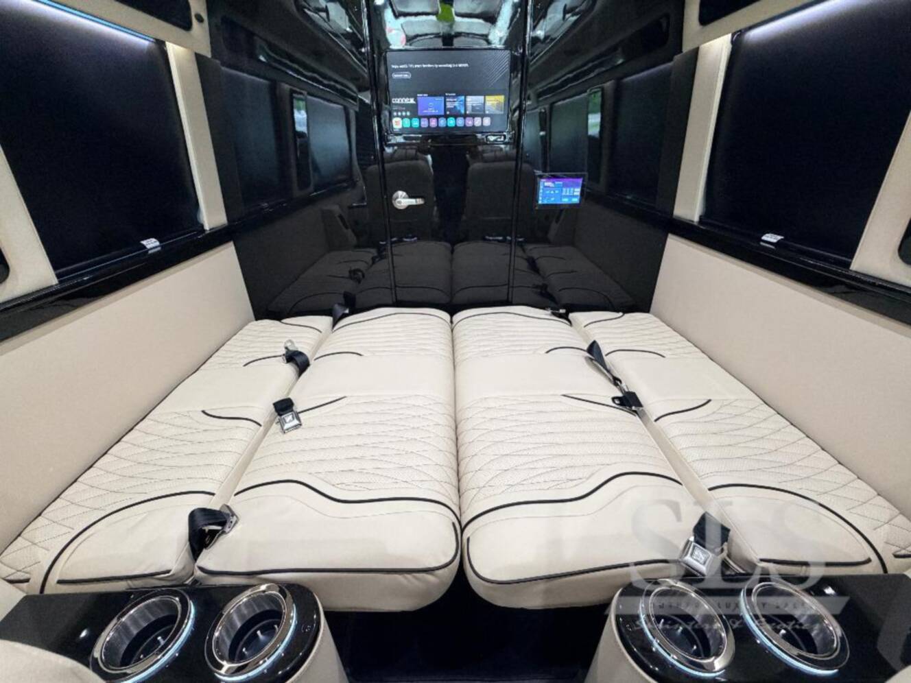 A photo of this 2026 Midwest Automotive Designs Luxe Cruiser Luxe Cruiser