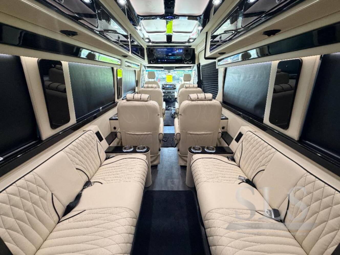A photo of this 2026 Midwest Automotive Designs Luxe Cruiser Luxe Cruiser