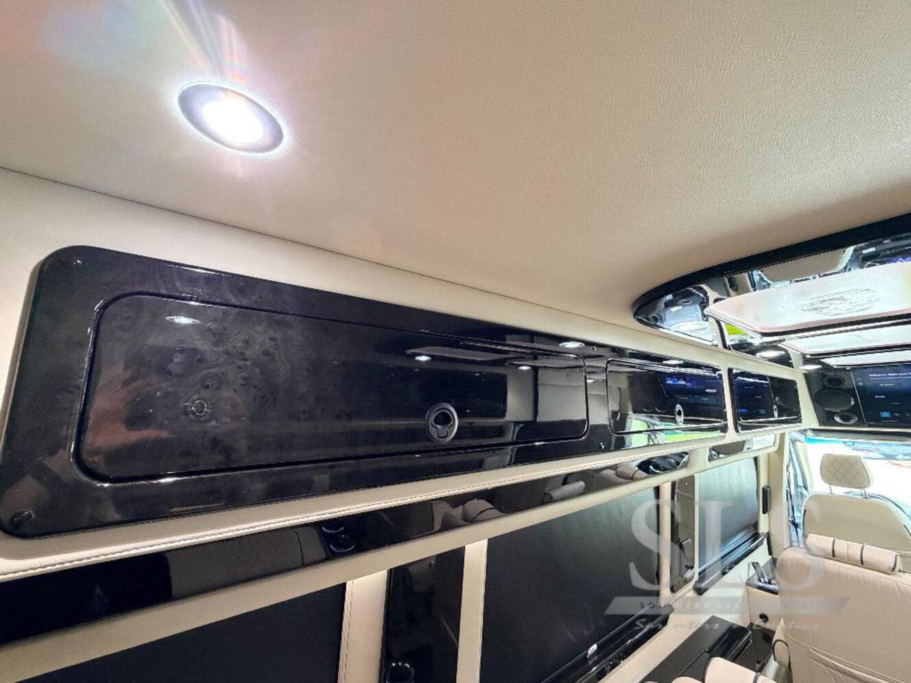 A photo of this 2026 Midwest Automotive Designs Luxe Cruiser Luxe Cruiser