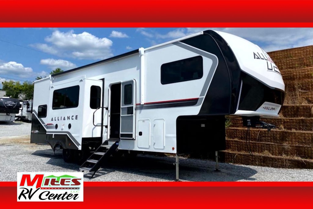 2027 Alliance Rv Valor All-Access 32A10 in hendersonville NC