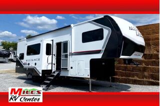 2027 ALLIANCE RV VALOR 32A10