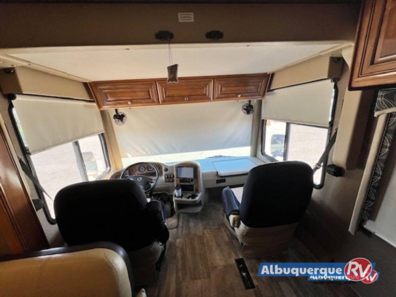A photo of this 2016 Thor Motor Coach Palazzo 33.2
