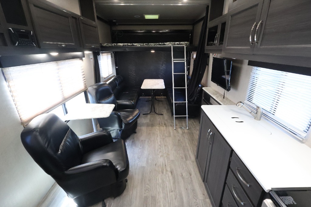 Used 2021 Genesis Supreme Wanderer 28SAWL For Sale in Rocklin, CA