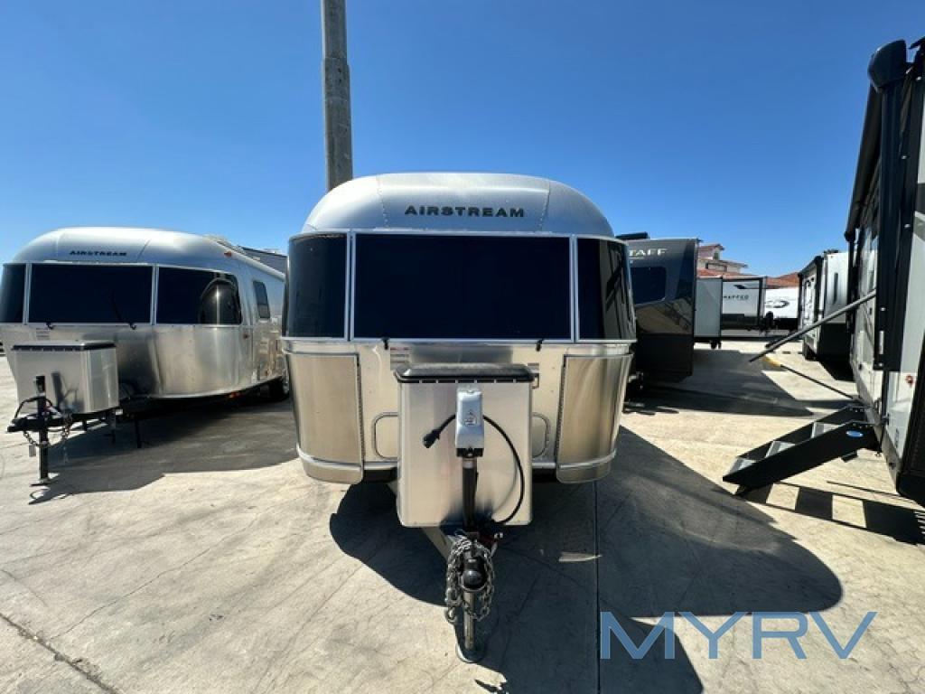 2018 Airstream International Signature 25FB Twin in el cajon CA