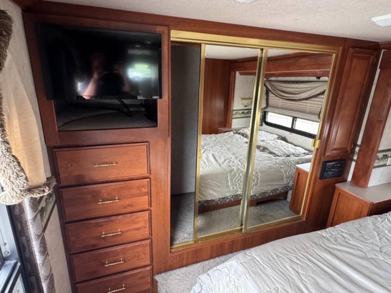 A photo of this 2002 Fleetwood Rv Discovery 38D