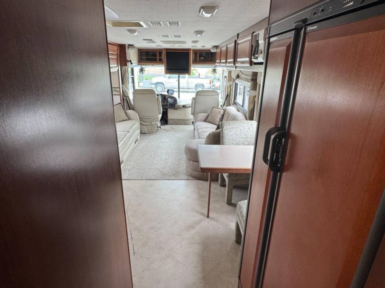 A photo of this 2002 Fleetwood Rv Discovery 38D