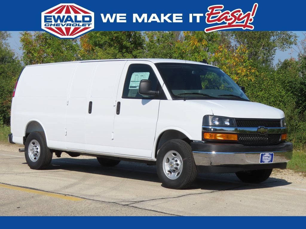 2025 CHEVROLET Express Cargo Van in Oconomowoc, WI