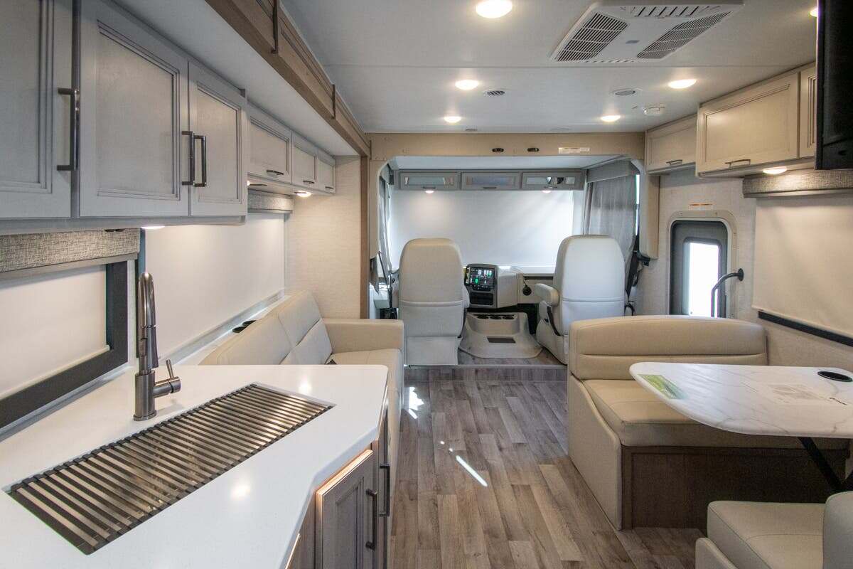 2026 Thor Motor Coach Resonate 29D in alvarado TX