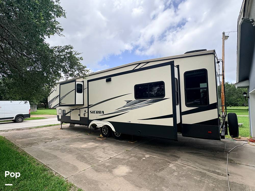 2019 Forest River Sierra 378FB in aransas pass TX