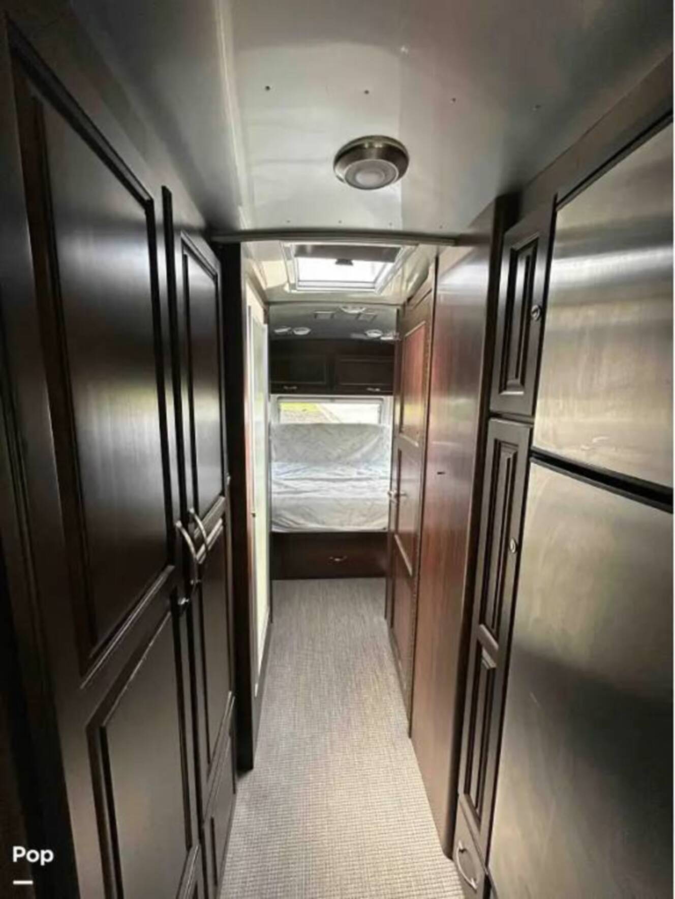 A photo of this 2018 Airstream Classic 30RB