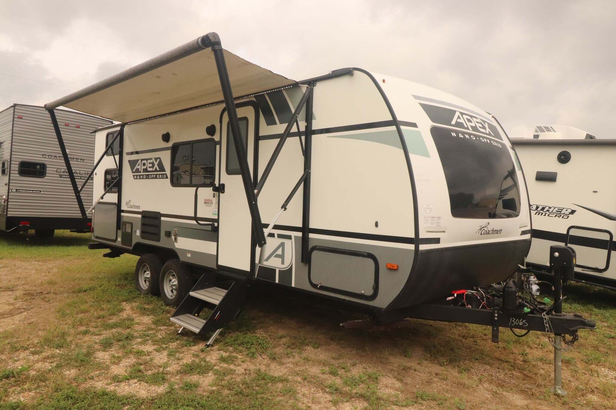 2022 Coachmen Apex Nano 208 BHS in seguin TX
