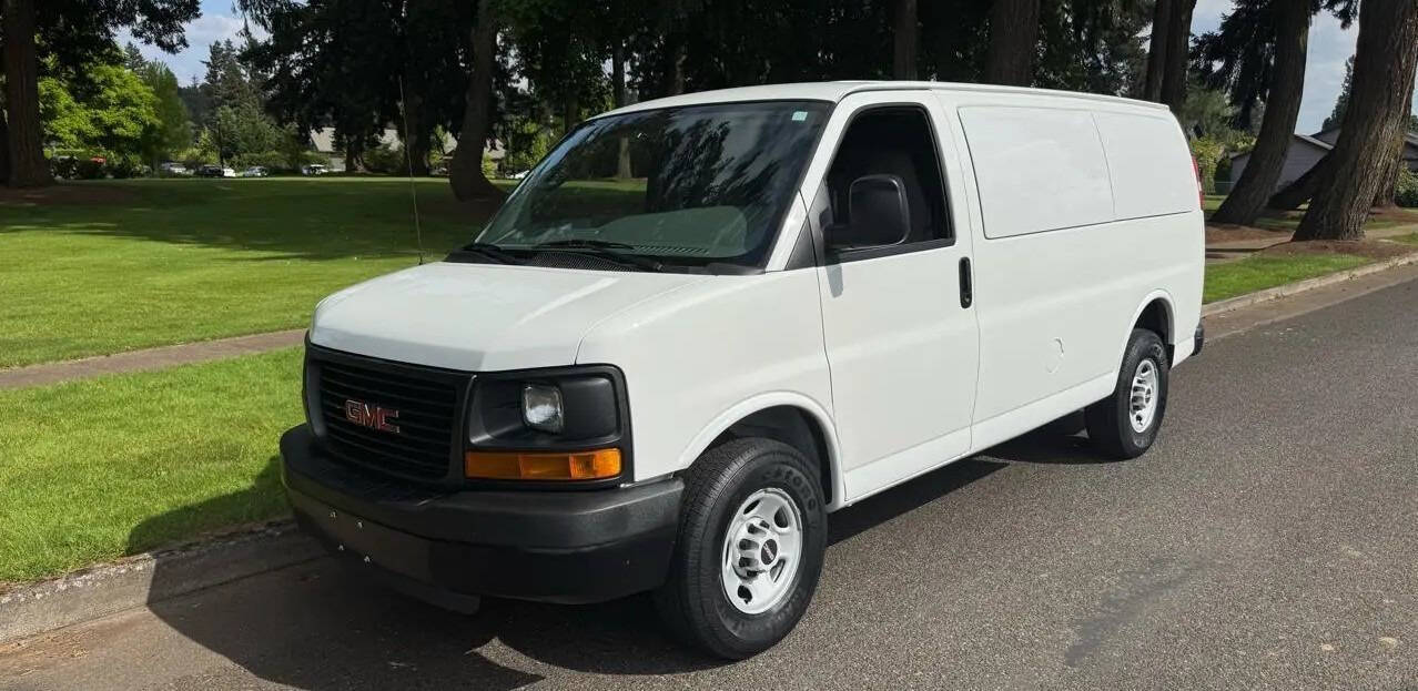 2009 GMC SAVANA in Hayden, ID
