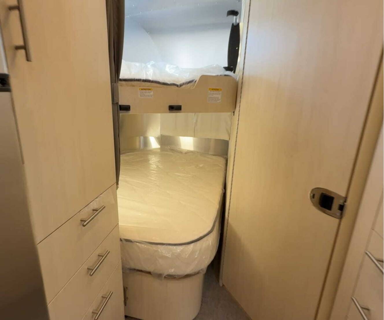A photo of this 2026 Airstream Flying Cloud 30FB Bunk