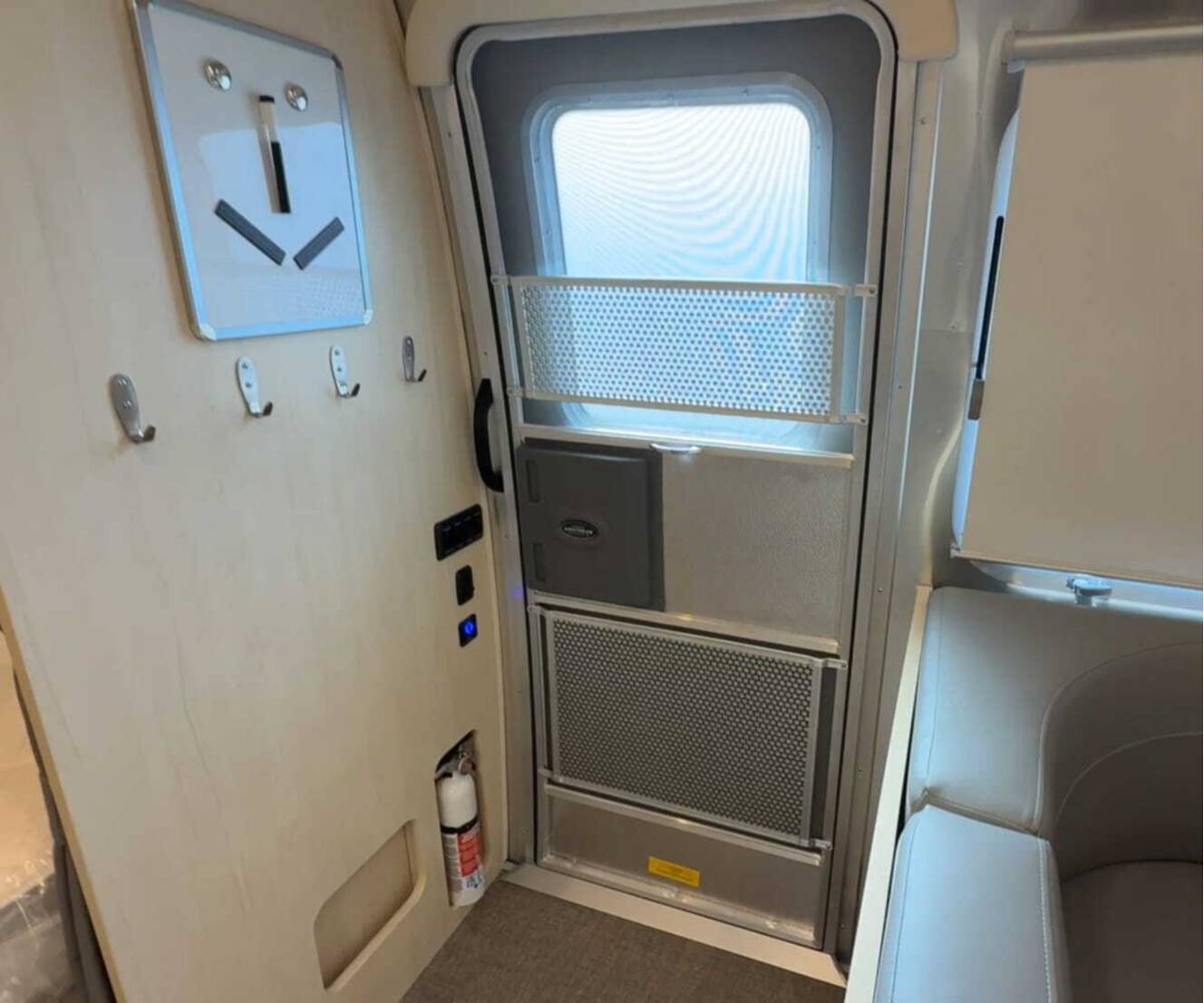 A photo of this 2026 Airstream Flying Cloud 30FB Bunk