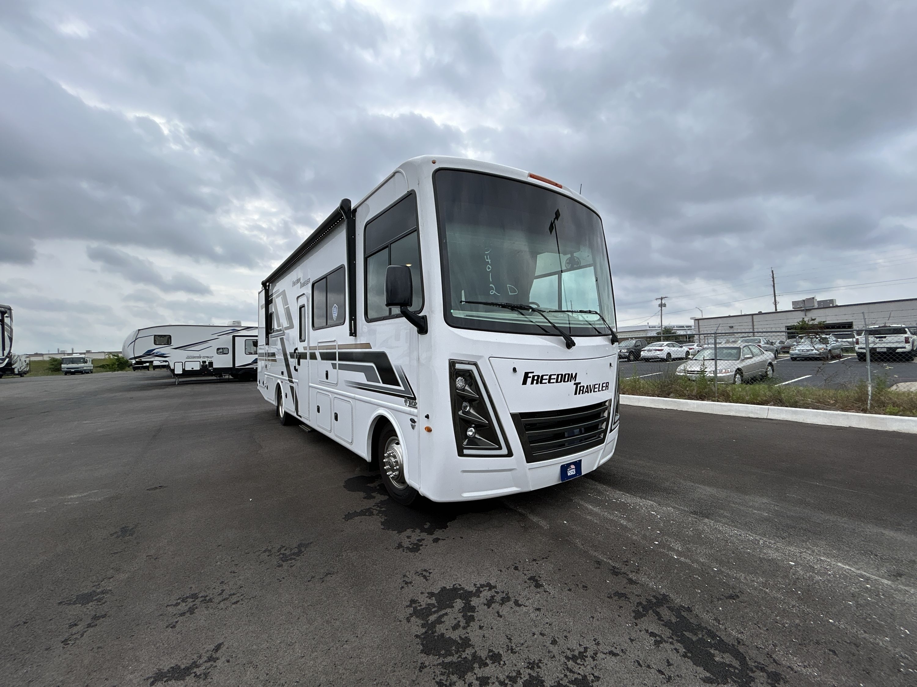2027 Thor FREEDOM TRAVELER B30 in springfield MO