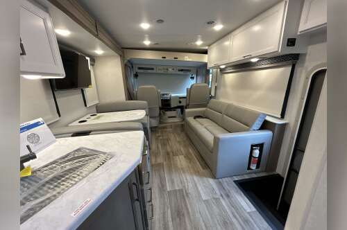 2027 Thor FREEDOM TRAVELER B30 in springfield MO