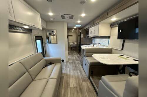 2027 Thor FREEDOM TRAVELER B30 in springfield MO