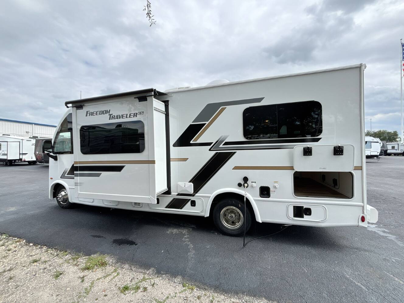 A photo of this 2027 Thor FREEDOM TRAVELER A24