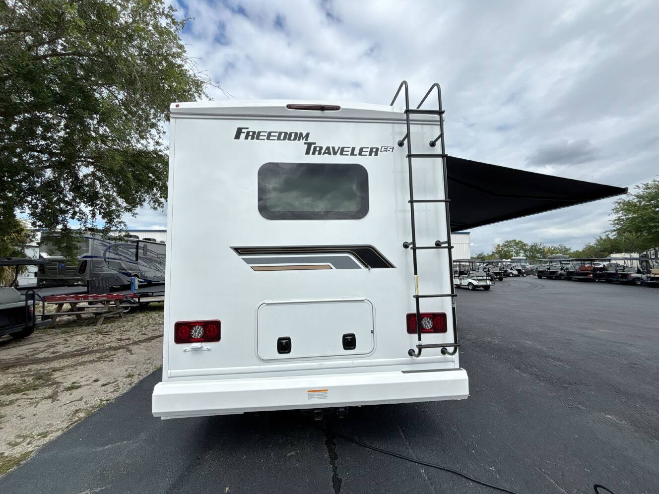 A photo of this 2027 Thor FREEDOM TRAVELER A24