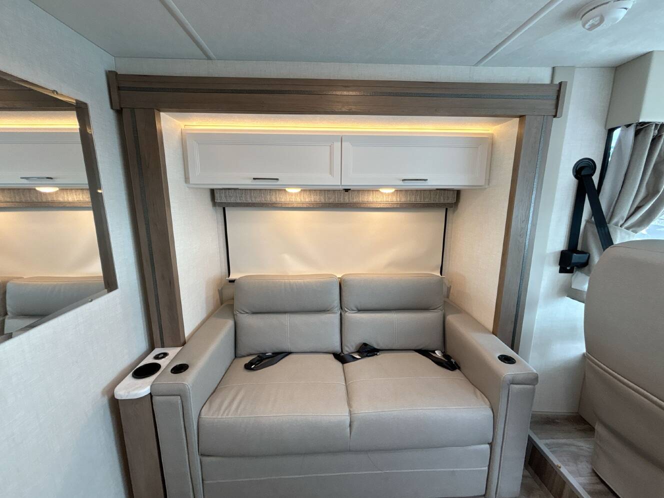 A photo of this 2027 Thor FREEDOM TRAVELER A24