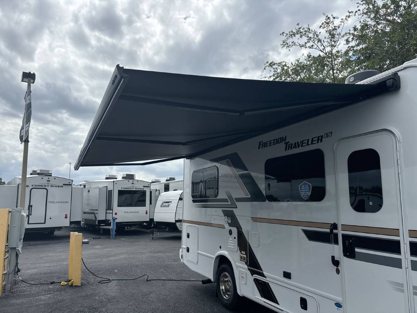 A photo of this 2027 Thor FREEDOM TRAVELER A24