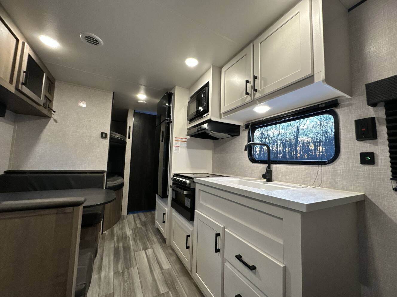 A photo of this 2024 Jayco JAY FLIGHT SLX 260BH