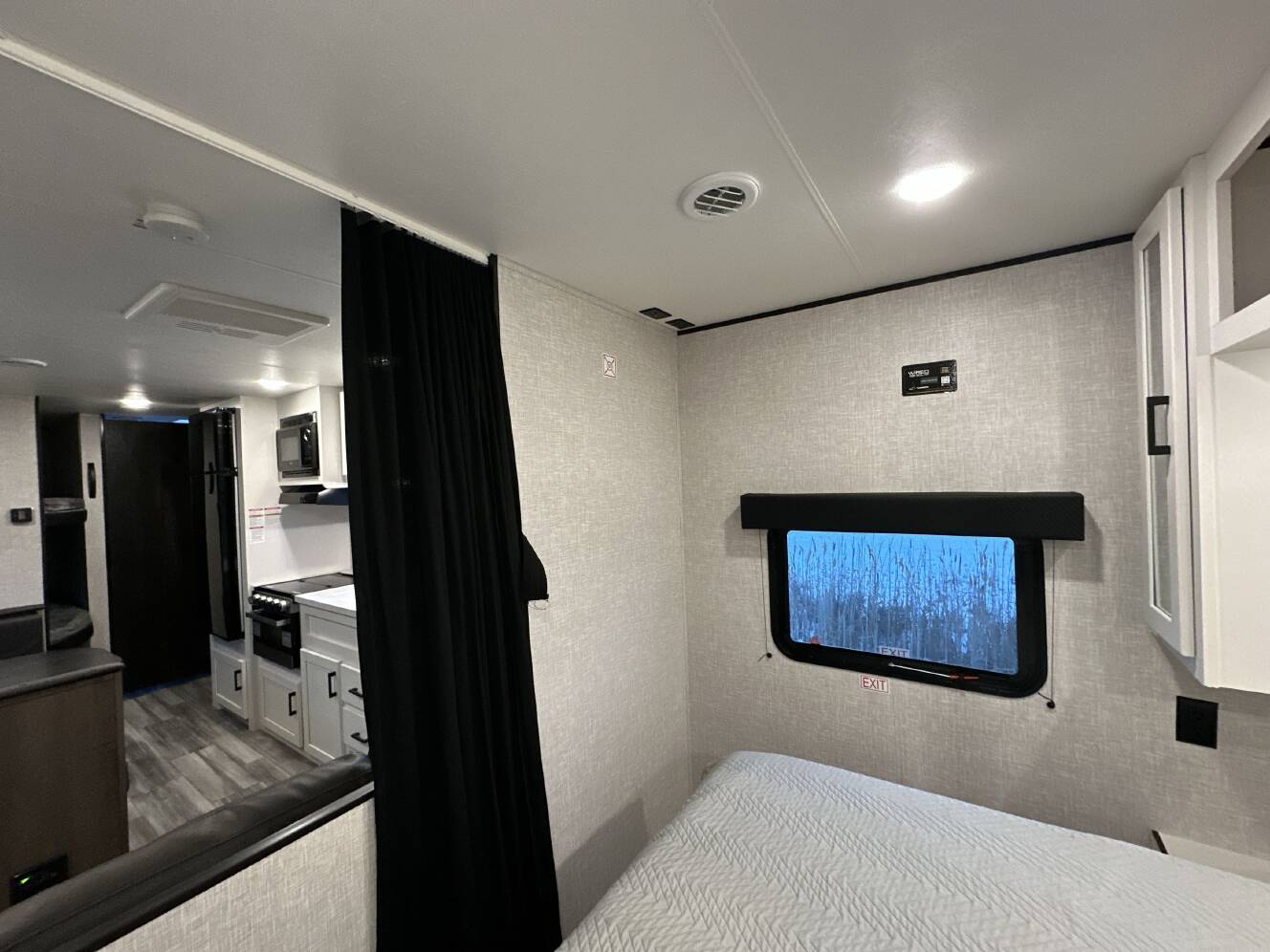 A photo of this 2024 Jayco JAY FLIGHT SLX 260BH