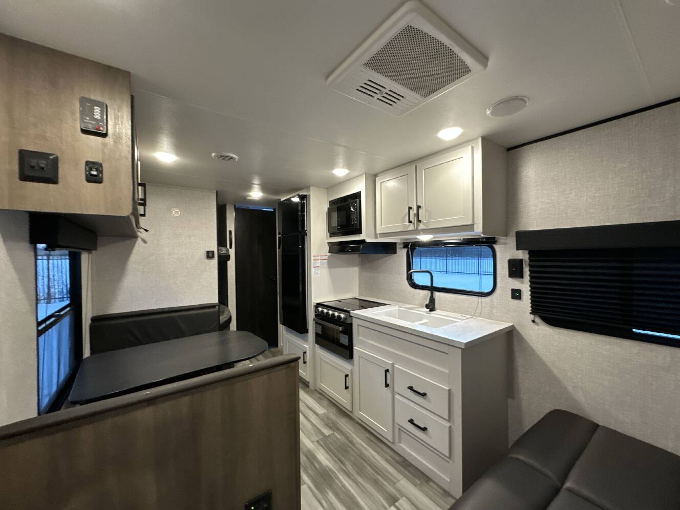 A photo of this 2024 Jayco JAY FLIGHT SLX 260BH