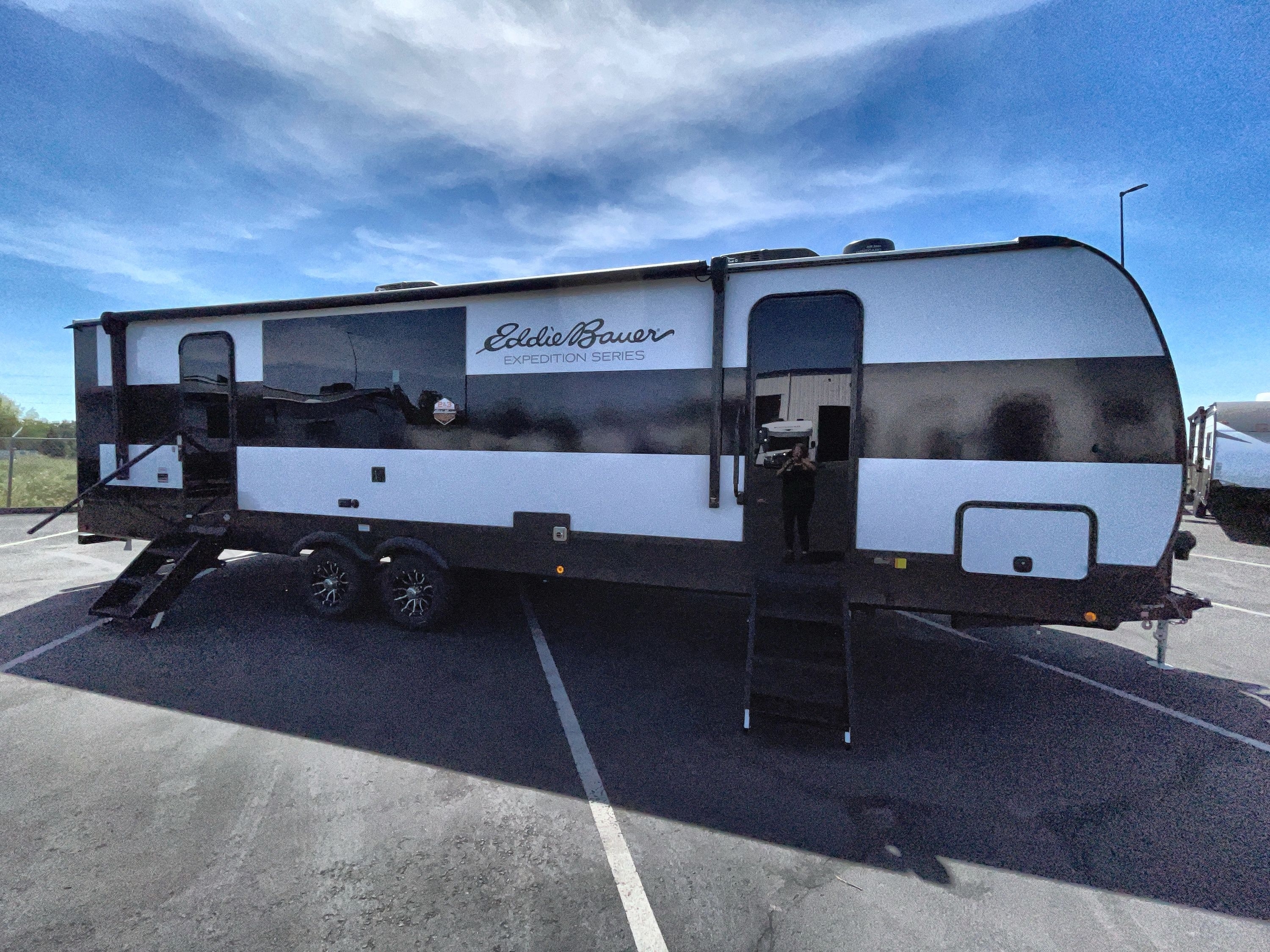 2026 Dutchmen EDDIE BAUER EXPEDITION 295BH in medford OR