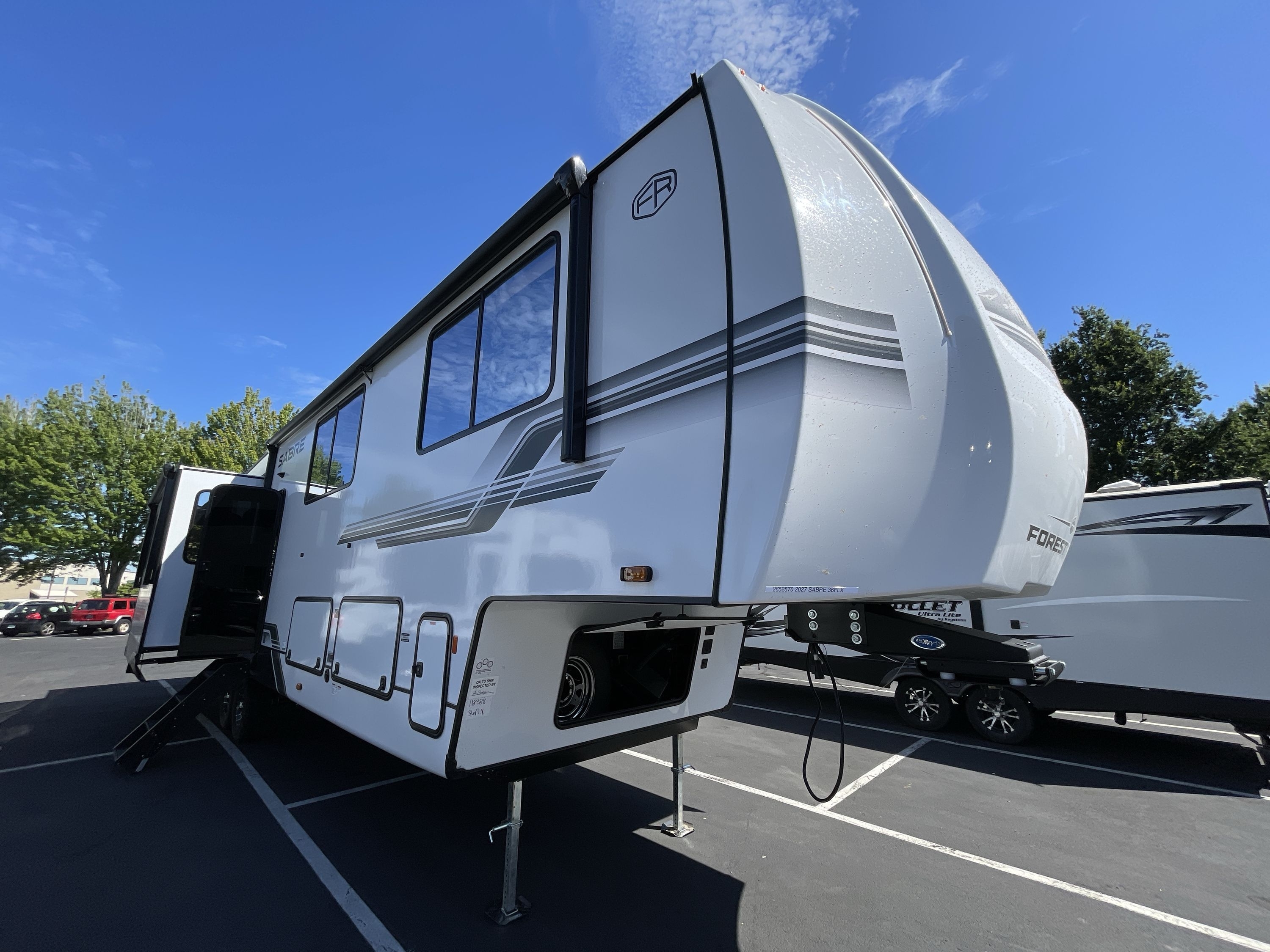 2027 Forest River SABRE 36FLX in wood village OR