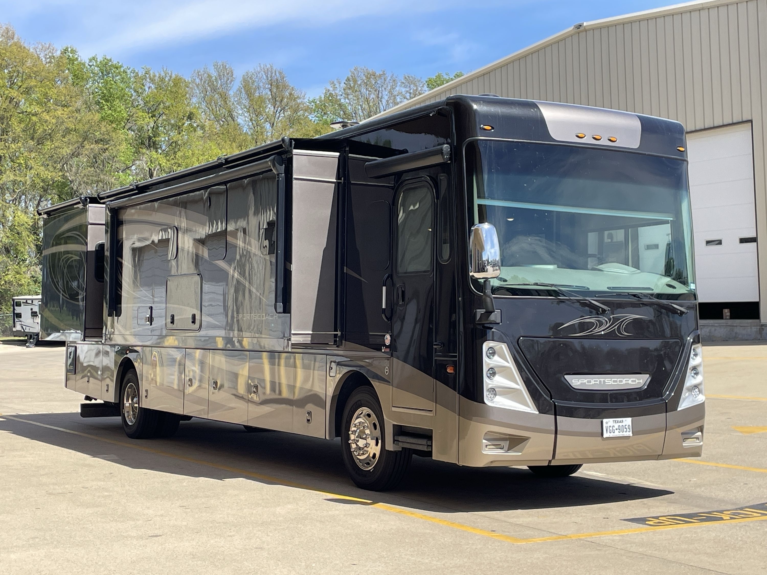2020 Coachmen SPORTSCOACH RR 403QS RV