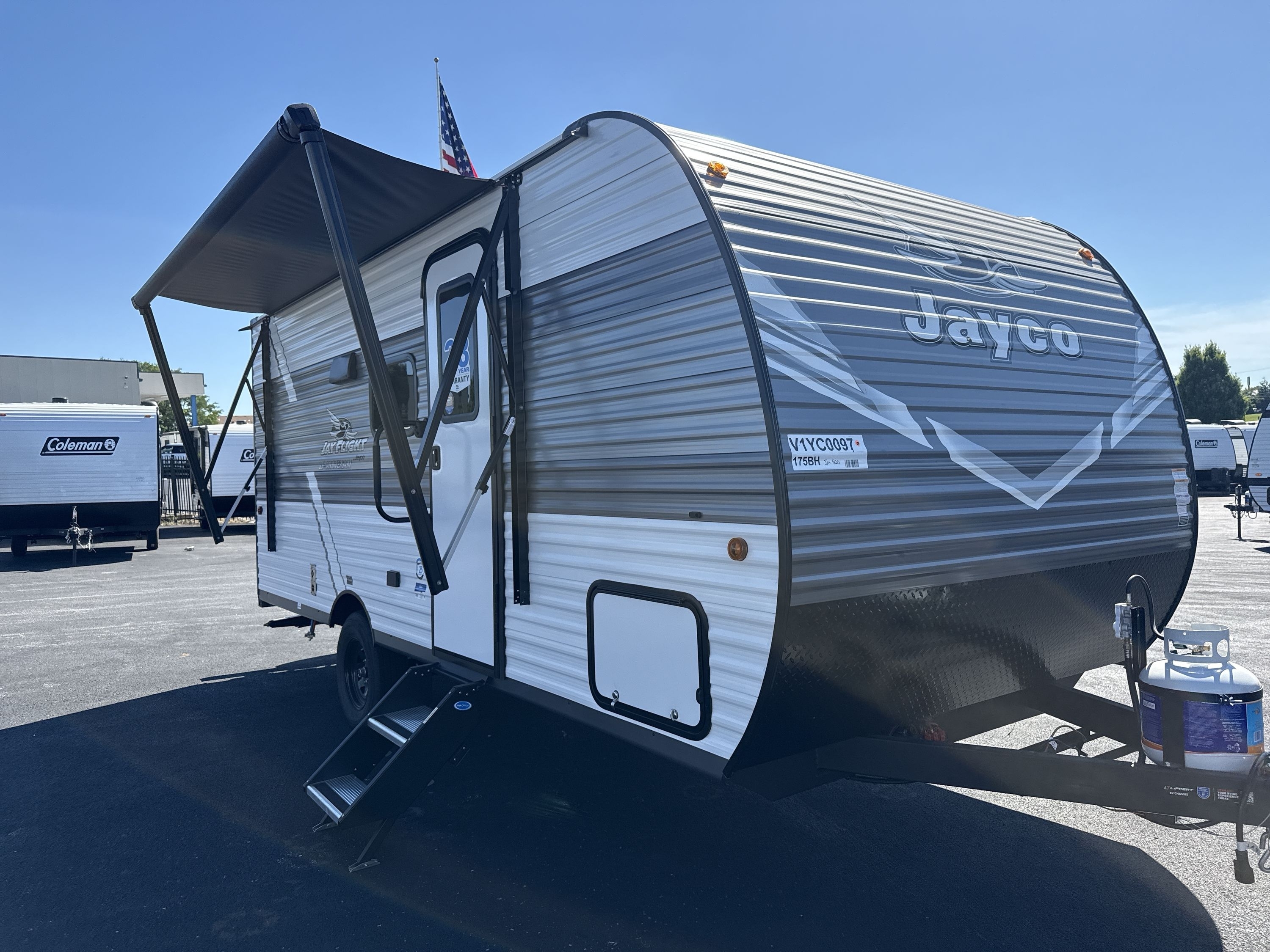2027 Jayco JAY FLIGHT 175FQ in georgetown KY