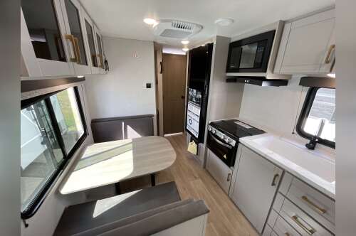 2027 Jayco JAY FLIGHT 211MBW in liberty lake WA