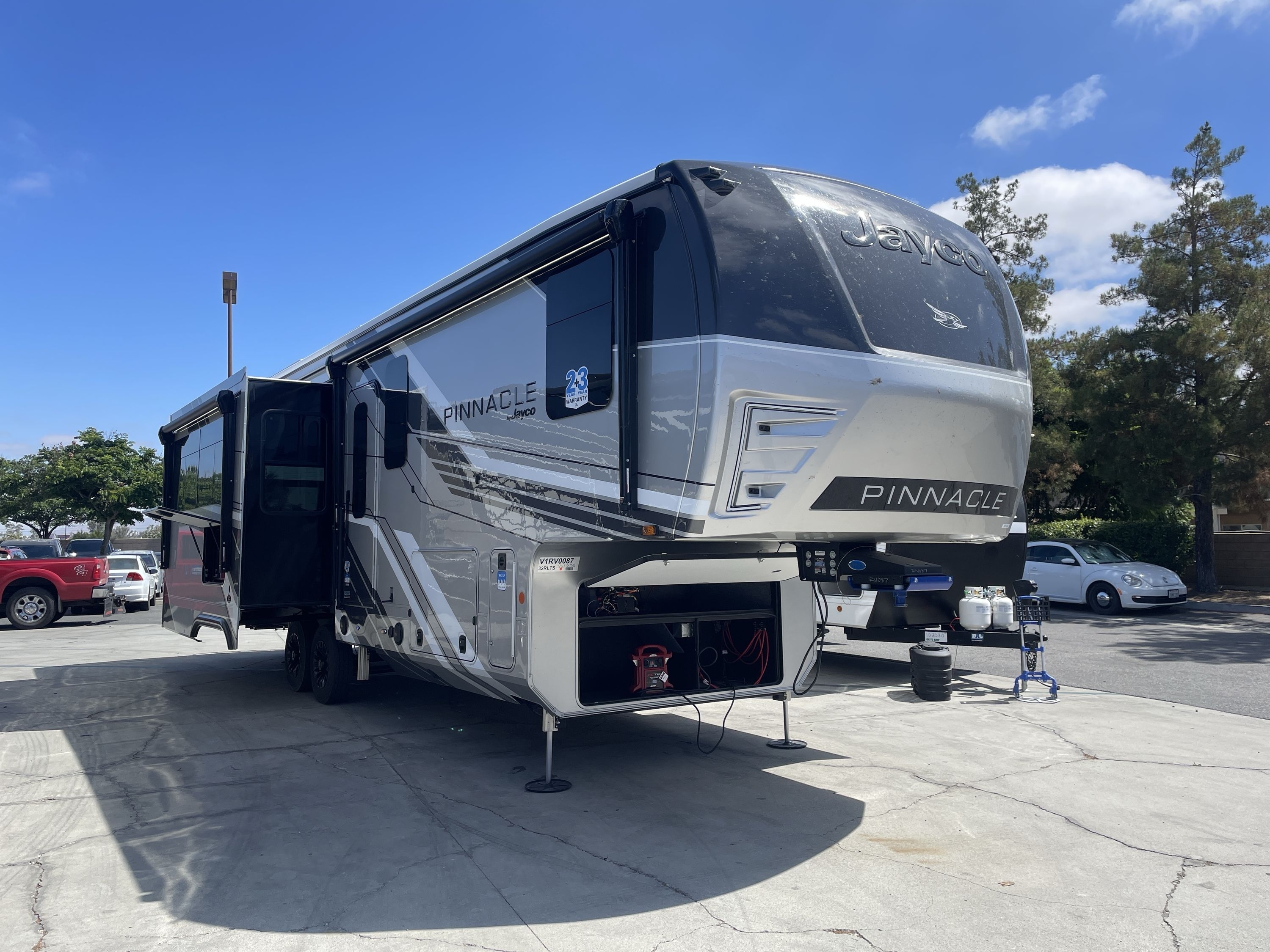 2027 Jayco PINNACLE 32RLTS in menifee CA