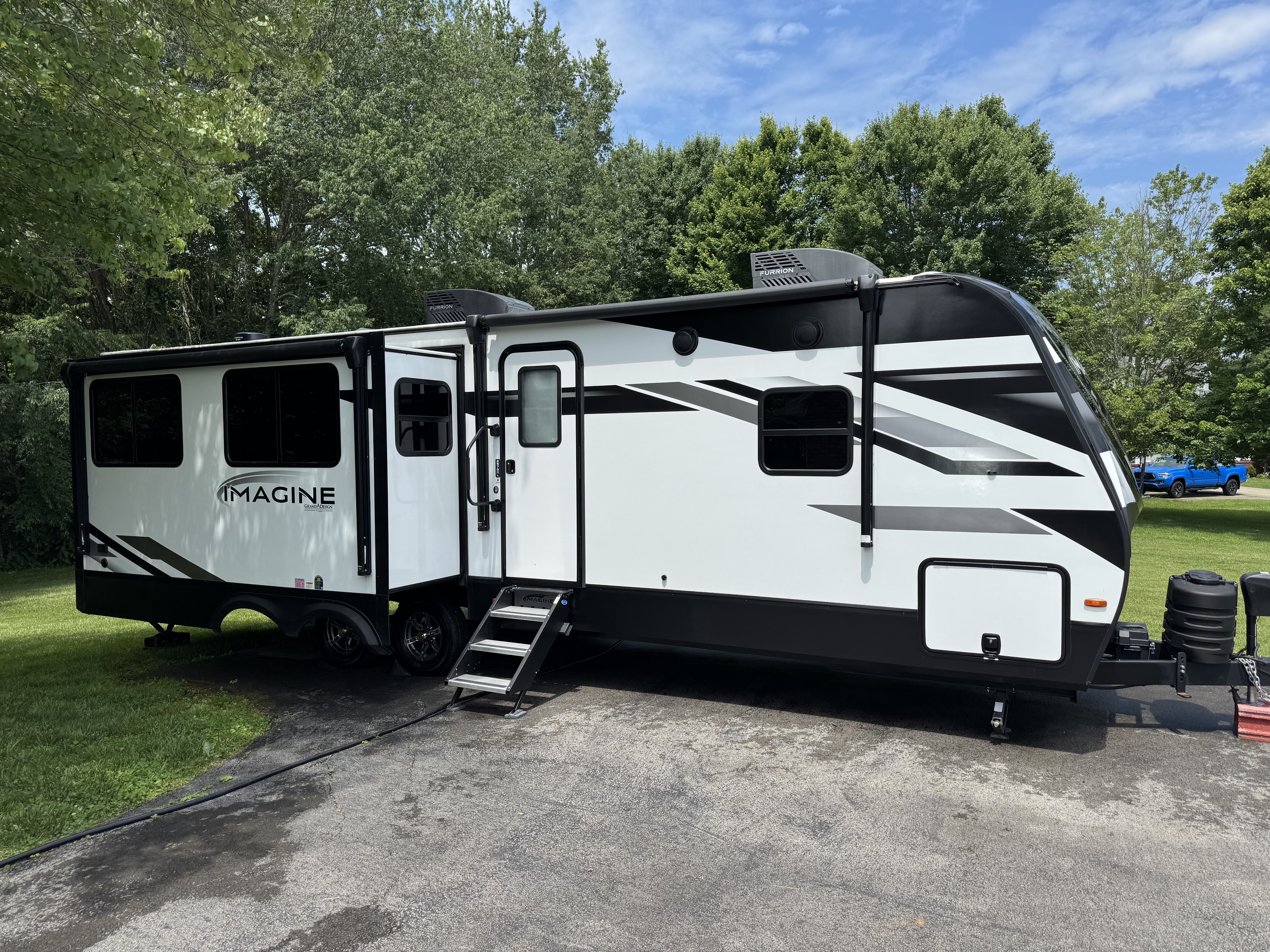 2024 Grand Design IMAGINE 2970RL RV