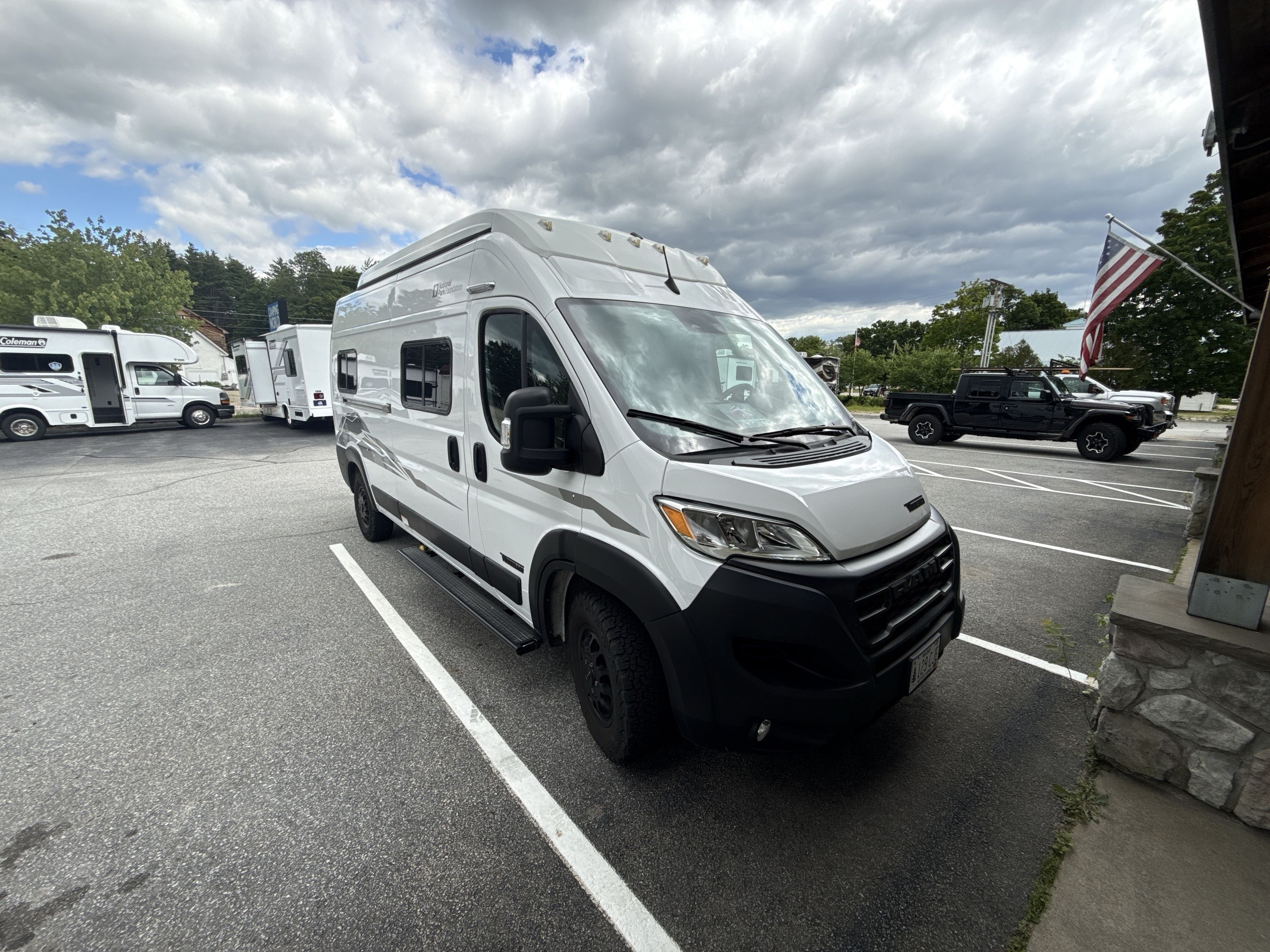2024 Winnebago SOLIS 59P RV