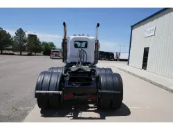 2014 PETERBILT 389
