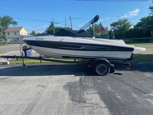 2014 Bayliner 185 BOWRIDER in port clinton OH