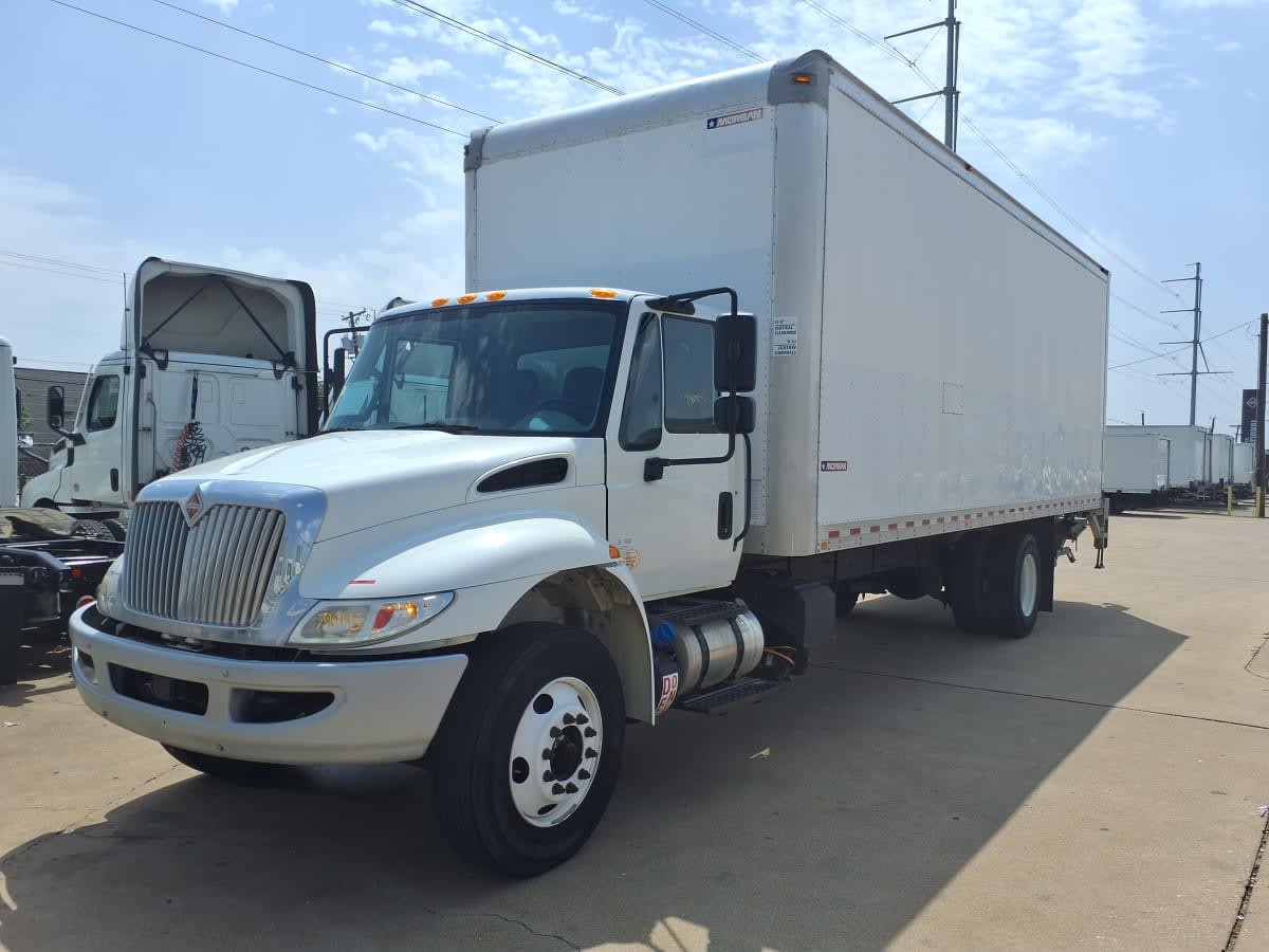2018 INTERNATIONAL 4300 in North Little Rock, AR