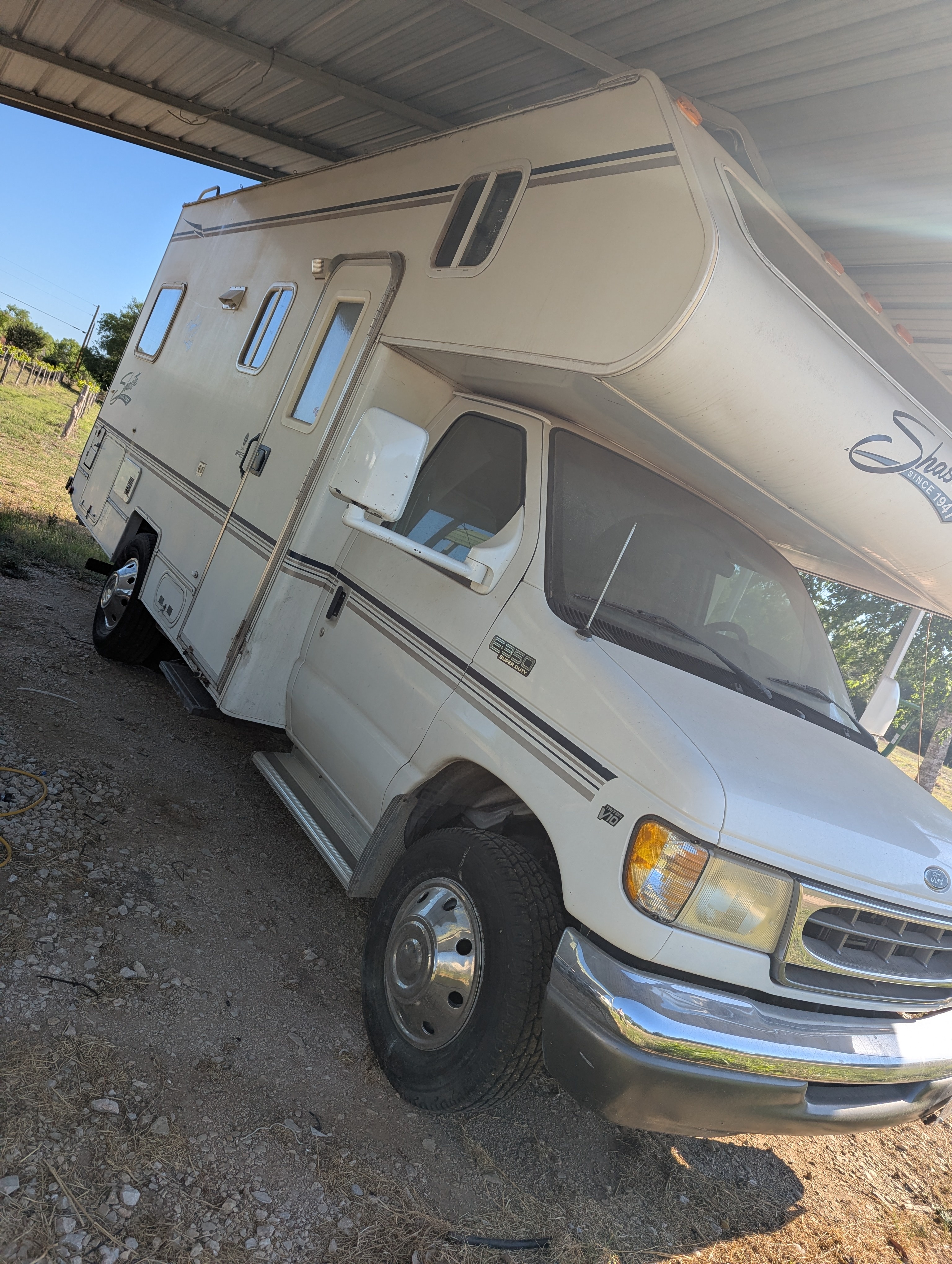 2000 Ford SHASTA RV