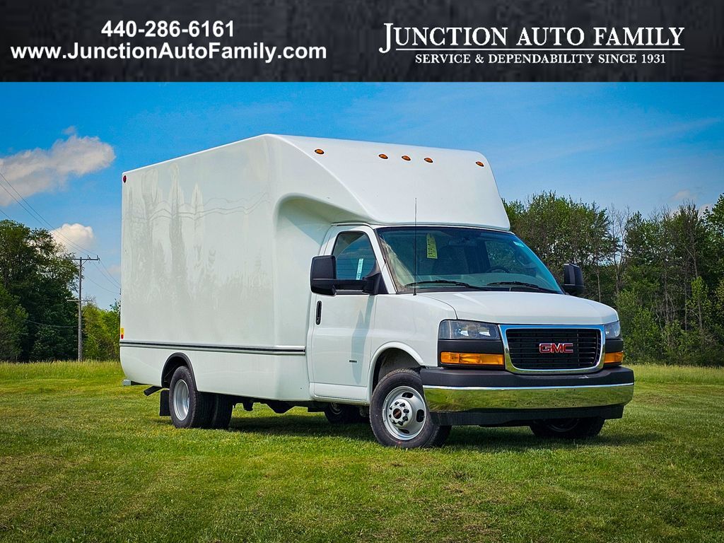 2026 GMC SAVANA in Chardon, OH