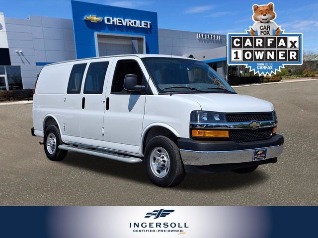 2025 CHEVROLET Express 2500 in Danbury, CT