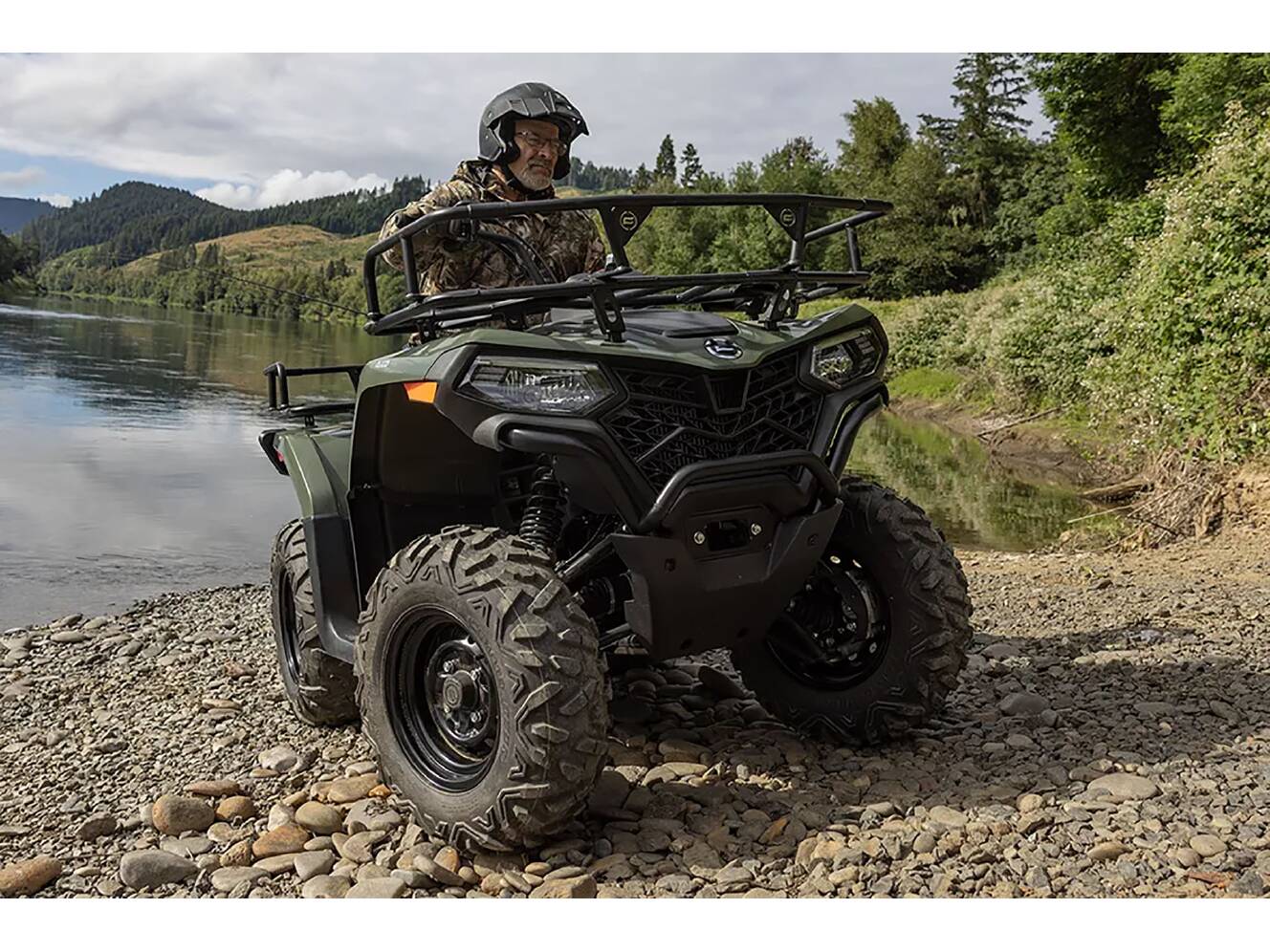 A photo of this 2025 CFMOTO CForce 400