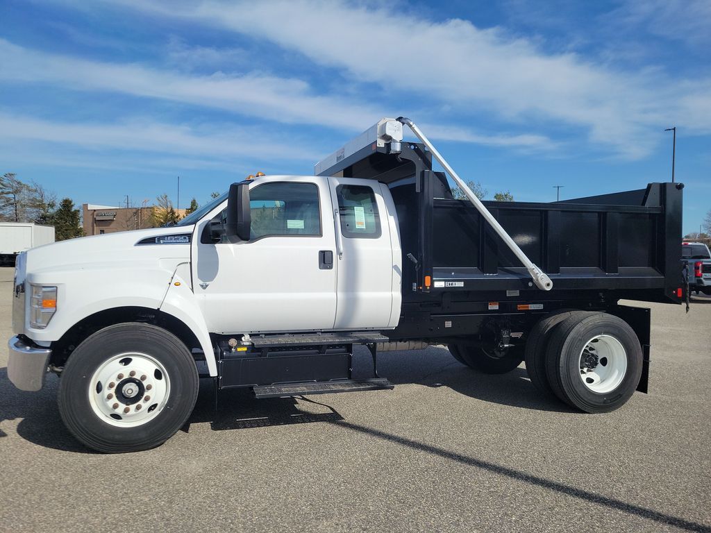 2024 FORD F650 in Manahawkin, NJ