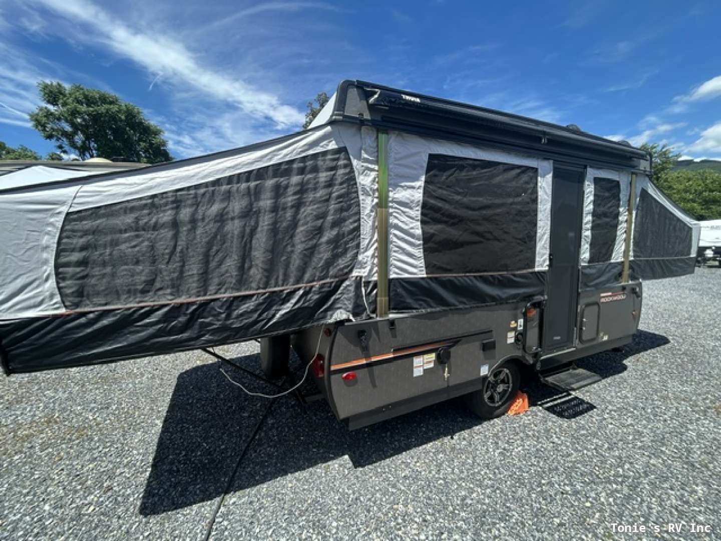 2022 Forest River Rockwood Tent Freedom Series 2318G in roanoke VA