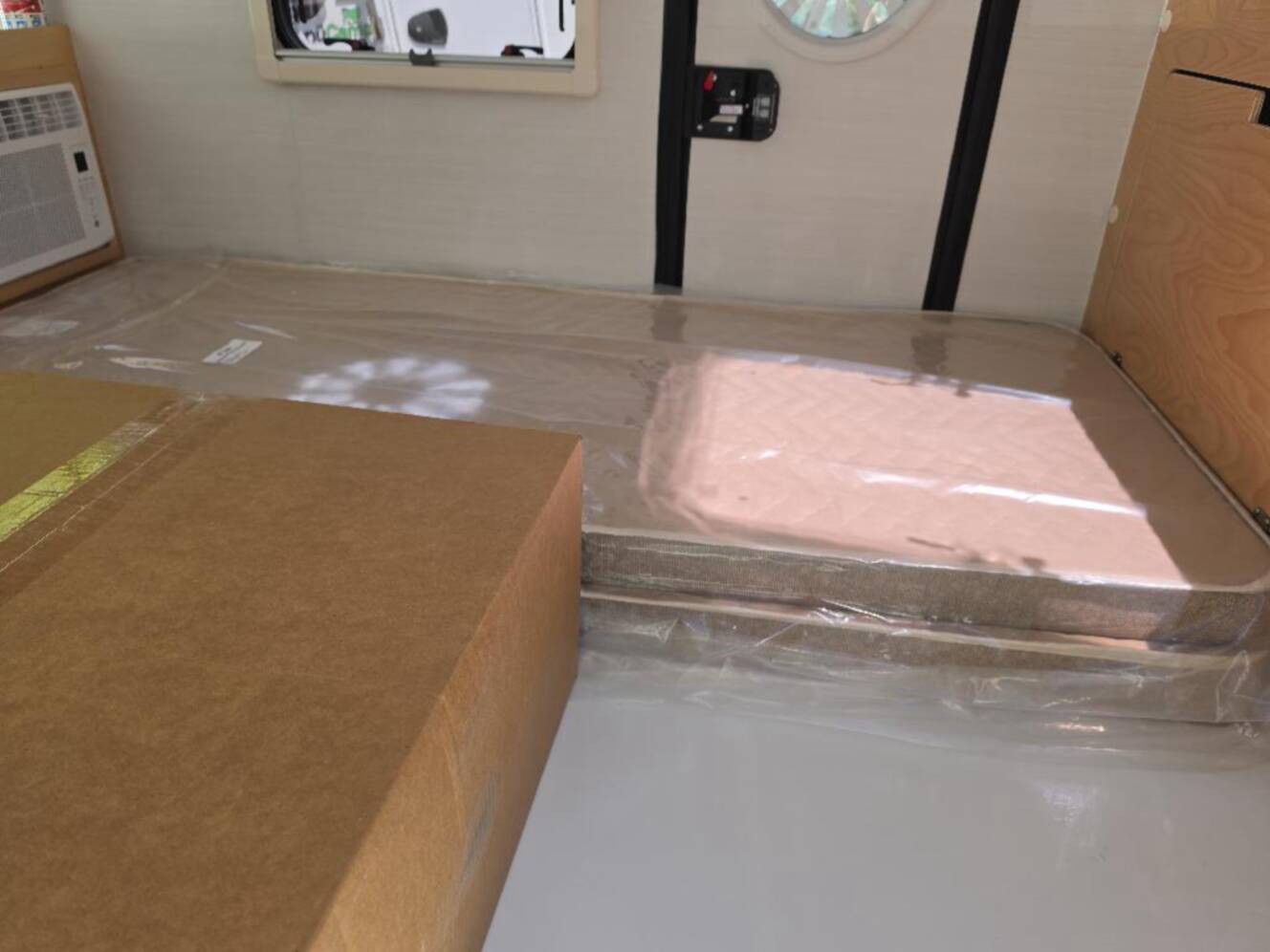 A photo of this 2026 Nucamp TAG XL SE