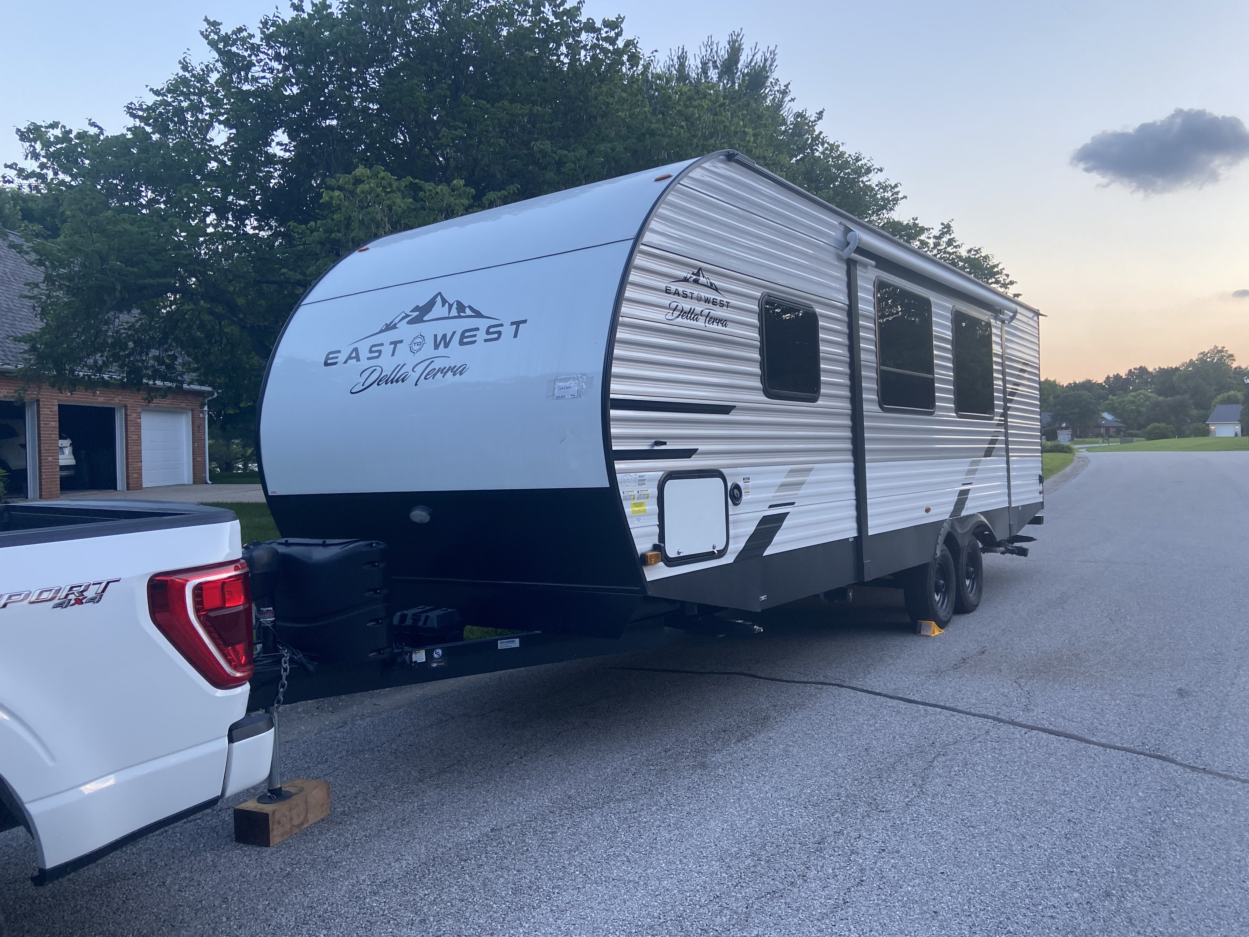 2021 Forest River EAST TO WEST DELLA TERRA 250BH in o'fallon IL
