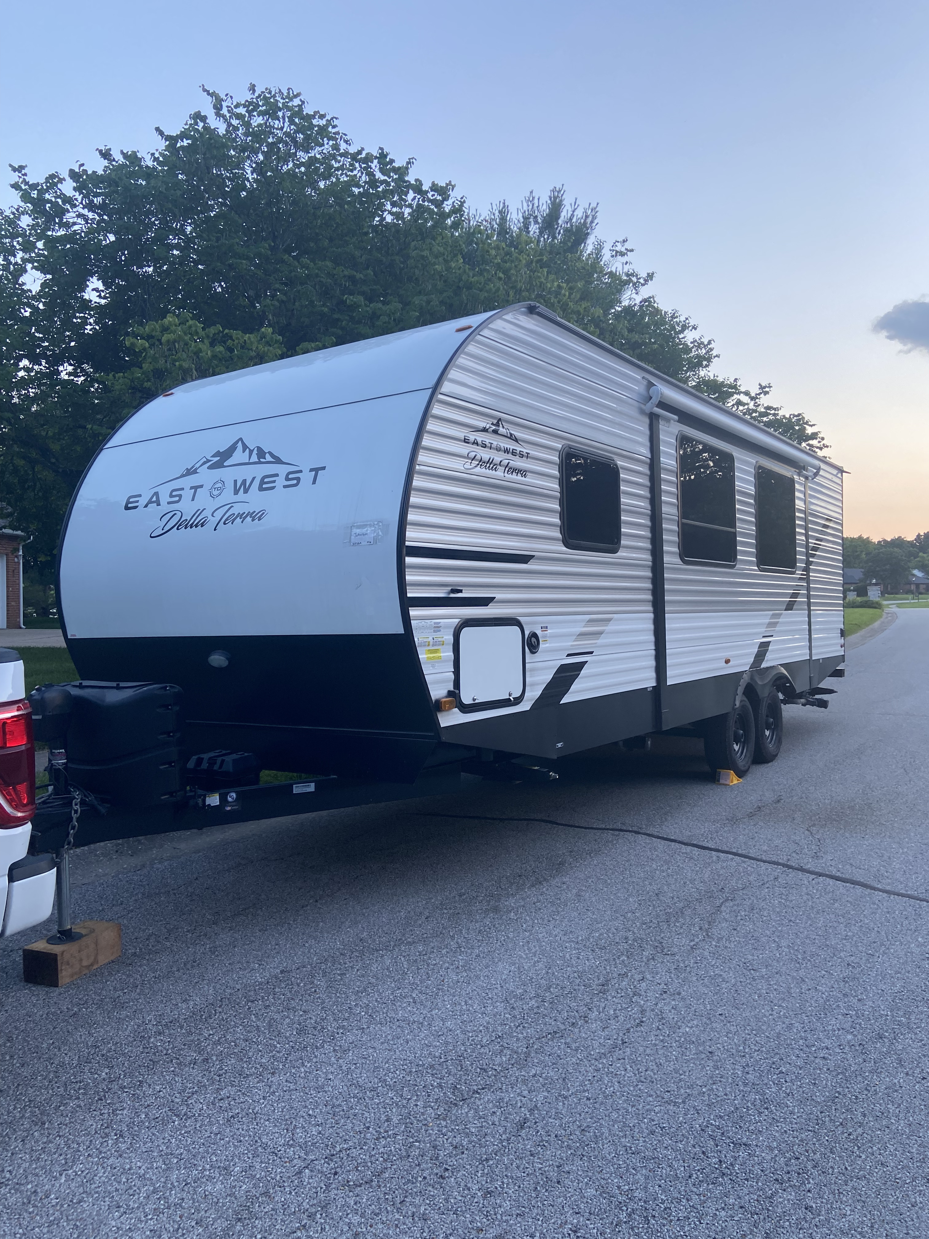 2021 Forest River EAST TO WEST DELLA TERRA 250BH RV